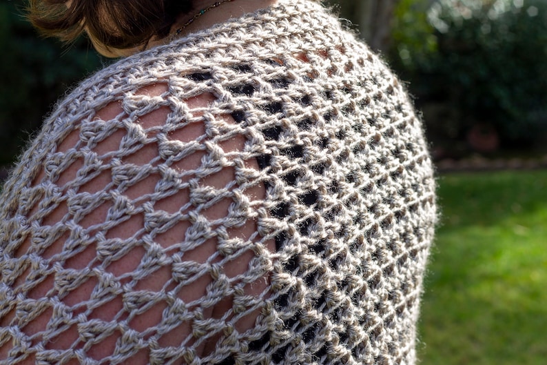 shawl wrap with pockets