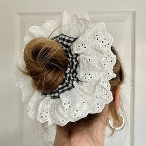 Oversized Broderie Anglaise Gingham Scrunchie French Lace Frill Scrunchies Black White Double Layer Hair Accessories XXL Large Hair Checked White