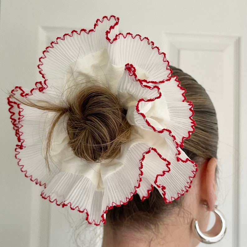 Übergroßes Frilly Gingham Scrunchie, französische Spitze, Rüschen, plissierte Haargummis, Rot, Rosa, Schwarz, doppellagiges Haar-Accessoire, XXL, großes Haar, kariert White