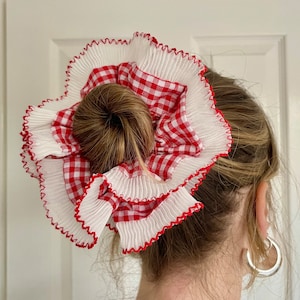 Übergroßes Frilly Gingham Scrunchie, französische Spitze, Rüschen, plissierte Haargummis, Rot, Rosa, Schwarz, doppellagiges Haar-Accessoire, XXL, großes Haar, kariert Rot