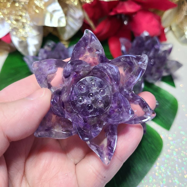 Amethyst Chip Lotus Resin CarvingSphere Stand