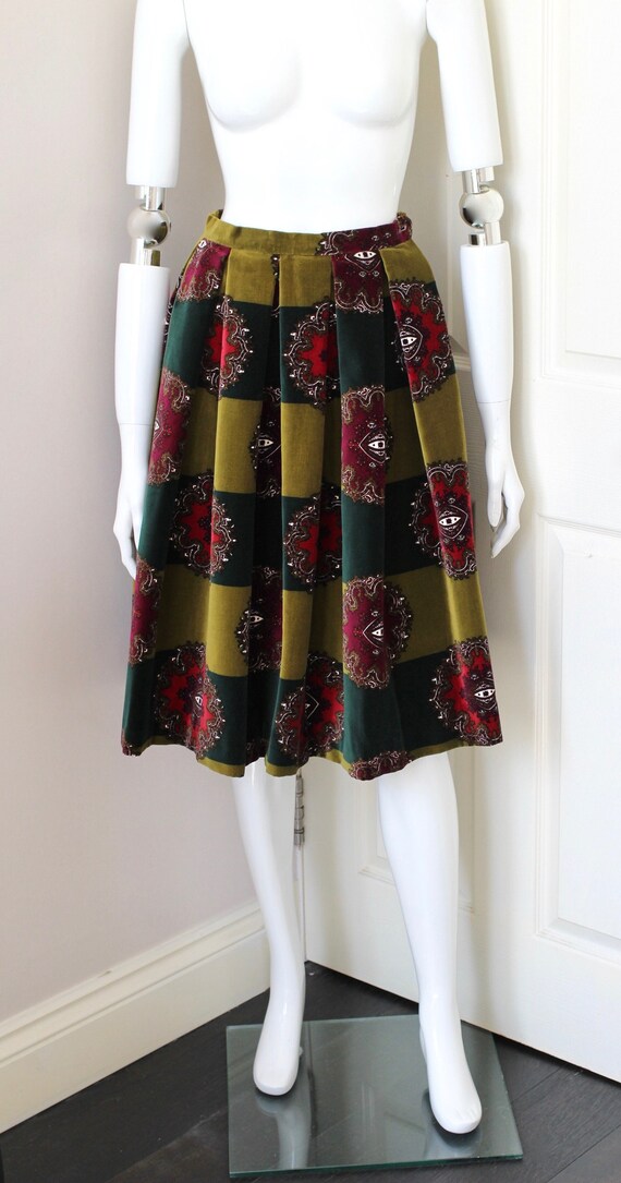 SPORTAVILLE Model multicolour velvet high waisted