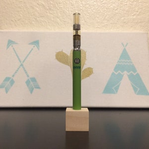 Ooze Slim Pen Stand