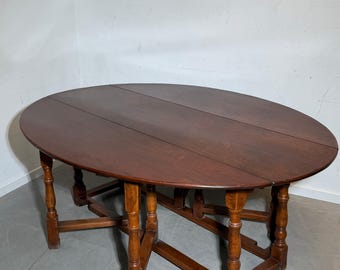Antique Solid Oak Gateleg Dining Table – 150 x 198 cm – Extendable Drop Leaf