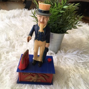 Vintage Tio Sam Animado Coin Bank Plástico Colecionável História Americana