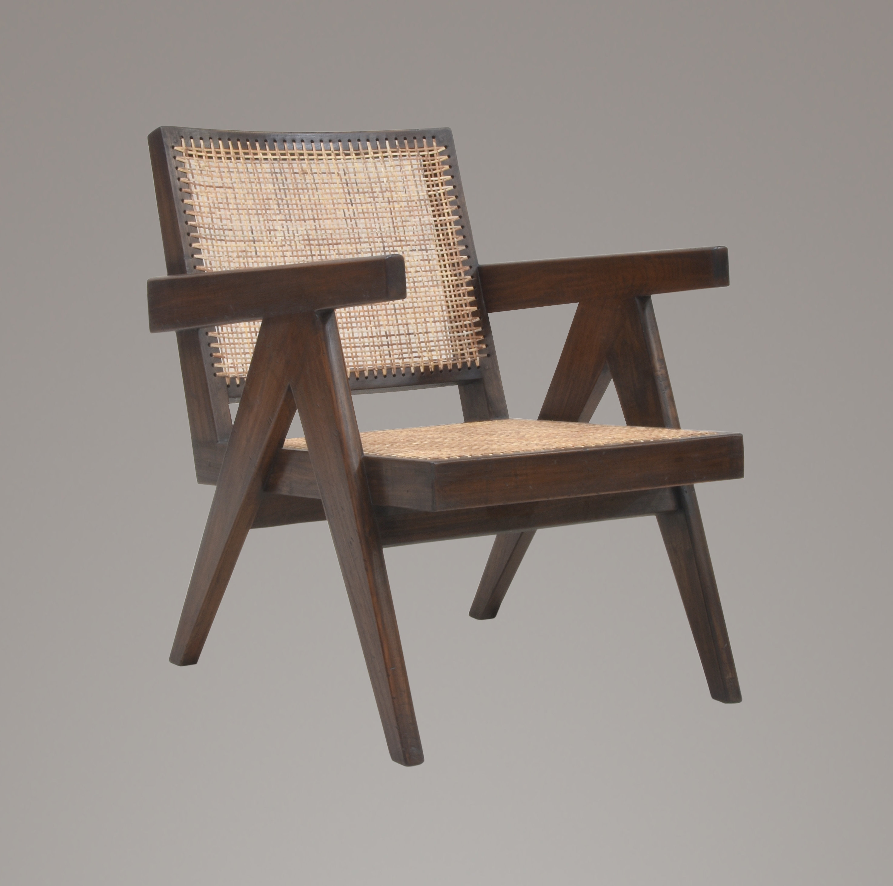 Easy Chair for sale Only 2 left at 60