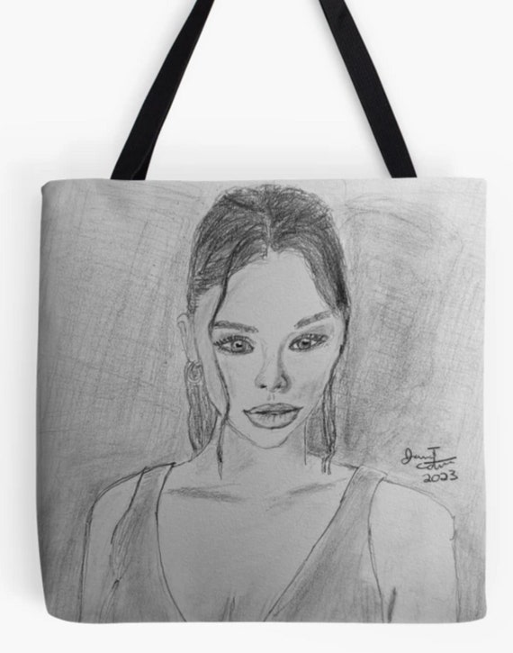 Hailee Steinfeld Tote Bag