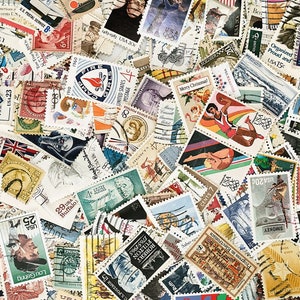 USA 1000 francobolli misti usati annullati fuori carta vecchi e nuovi, grandi e piccoli