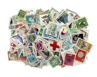 150 verschiedene verschiedene Briefmarken, die meisten gestempelt