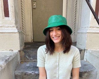 Emerald Green Bucket Hat, Leather Bucket Hat, Green Leather, Kelly Green Bucket Hat, Green Leather Hat, Faux Leather Hat, Vegan Leather Hat