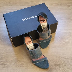 MBT | Shoes | Mbt Mens Saka 6s Sport Synthetic Leather Black Charcoal Grey  Sandals | Poshmark