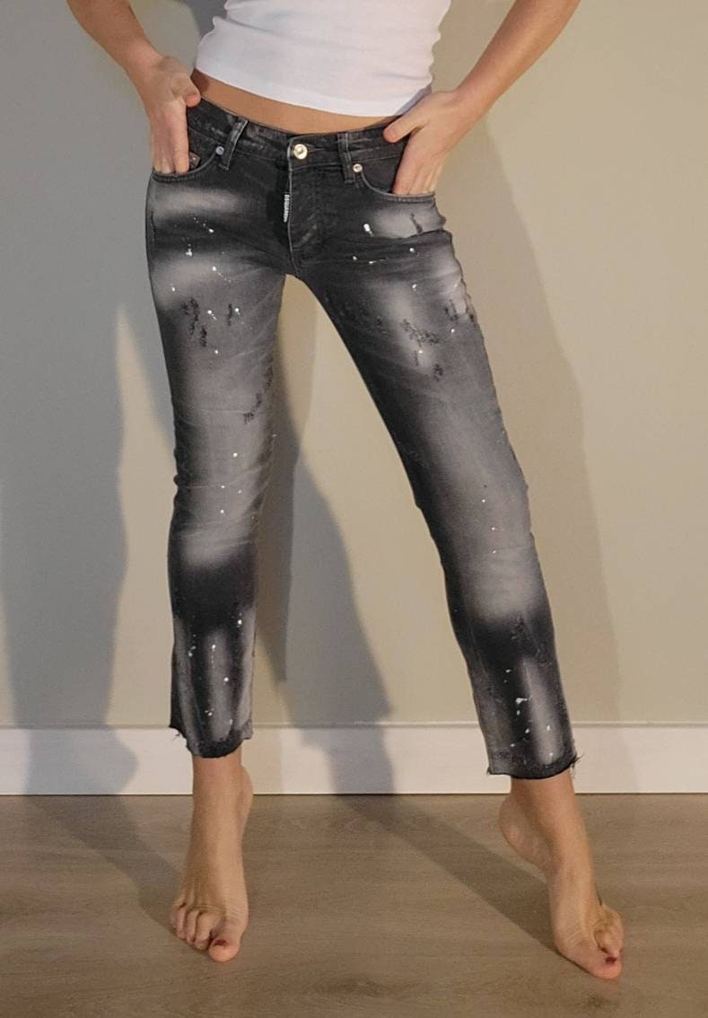 Paint Splatter Faded Denim Jeans, Unique Painted Clothing, Paint Splash  Jeans, Wearable Art, Boho Jeans, Up-cycled, Fashion Statement 