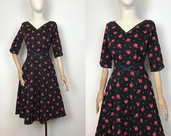 Pin Up Rockabilly Black Floral Retro Dress Blutsgeschwister
