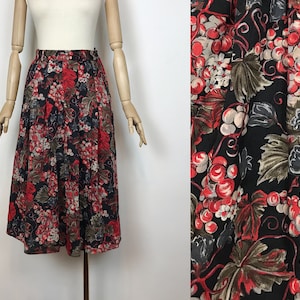 Vintage 80s Pure Wool MidI Skirt Grape Print LUCIA