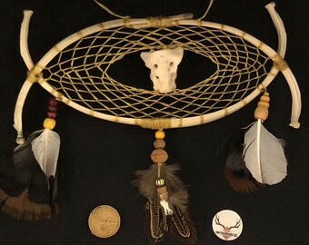 Real Genuine Dream Catcher  /  Authentique Capteur de Rêves