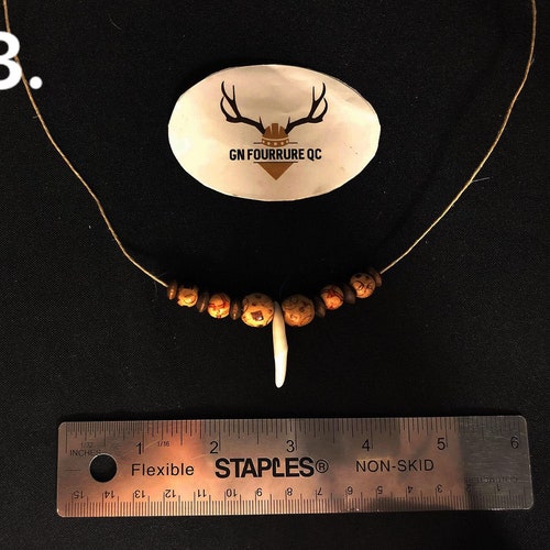 Necklace, Medieval  /  Collier Médiéval