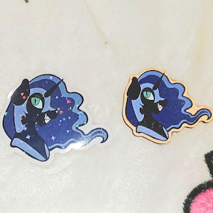 B-GRADE Nightmare moon - Sticker & Pin(really dark)