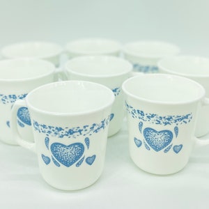 Set of 8 vintage Corelle Blue Hearts Sponge mugs