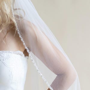 Beaded Veil Pearl, Bridal Veil Pearls, Crystal Pearl Beaded Veil, Veil with Pearl Edge, Fingertip Beaded Veil, Floor Cathedral Veil Pearls