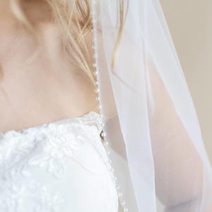 Pearl Beaded Veil, Simple Crystal Bridal Veil, Crystal Beaded Edge Veil, Beaded Veil, Fingertip Veil, Cathedral Veil, Ivory Wedding Veil