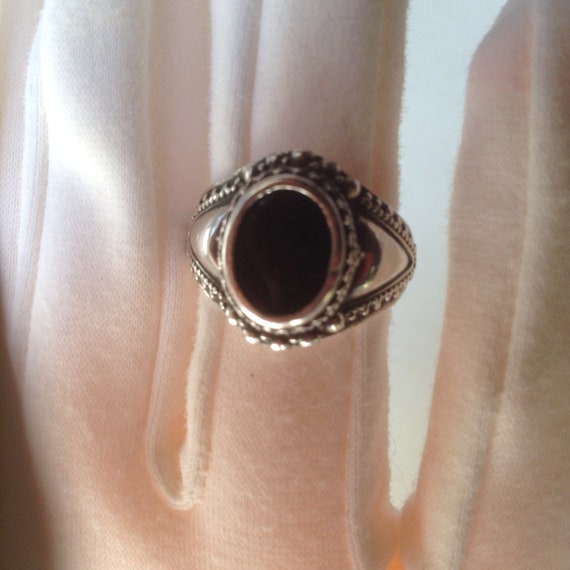 Elegant 925 Silver Onyx Ring -Size 6 - 6 1/4 - Si… - image 2