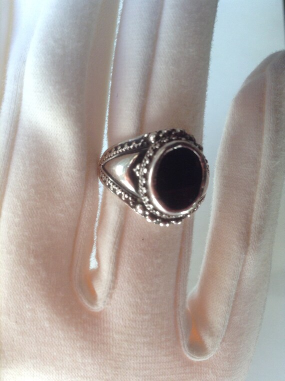 Elegant 925 Silver Onyx Ring -Size 6 - 6 1/4 - Si… - image 3