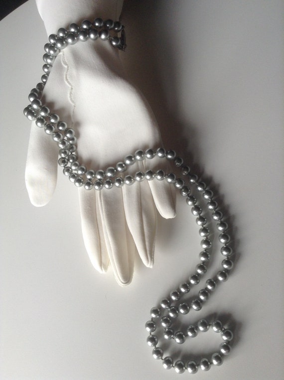 Long Faux Pearl Hand-Knotted Necklace - True 1970'