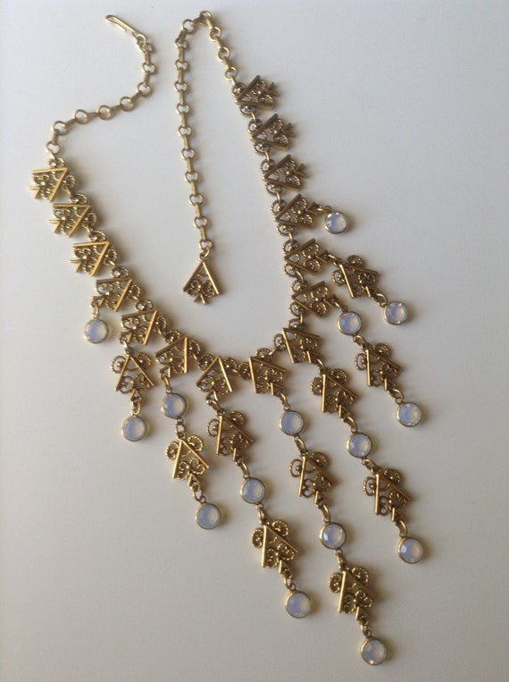 GOLDETTE Beveled Opaque Crystal Bib Necklace - Dr… - image 4
