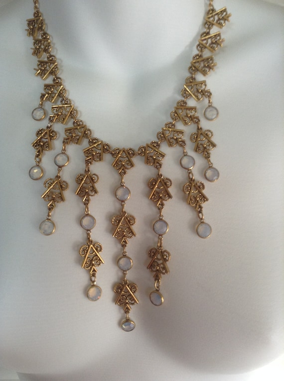 GOLDETTE Beveled Opaque Crystal Bib Necklace - Dr… - image 2