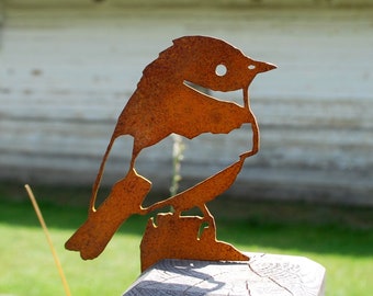 Décoration rustique pour le jardin - un oiseau de métal. Corten - décoration de jardin. Un cadeau pour les amoureux du jardin