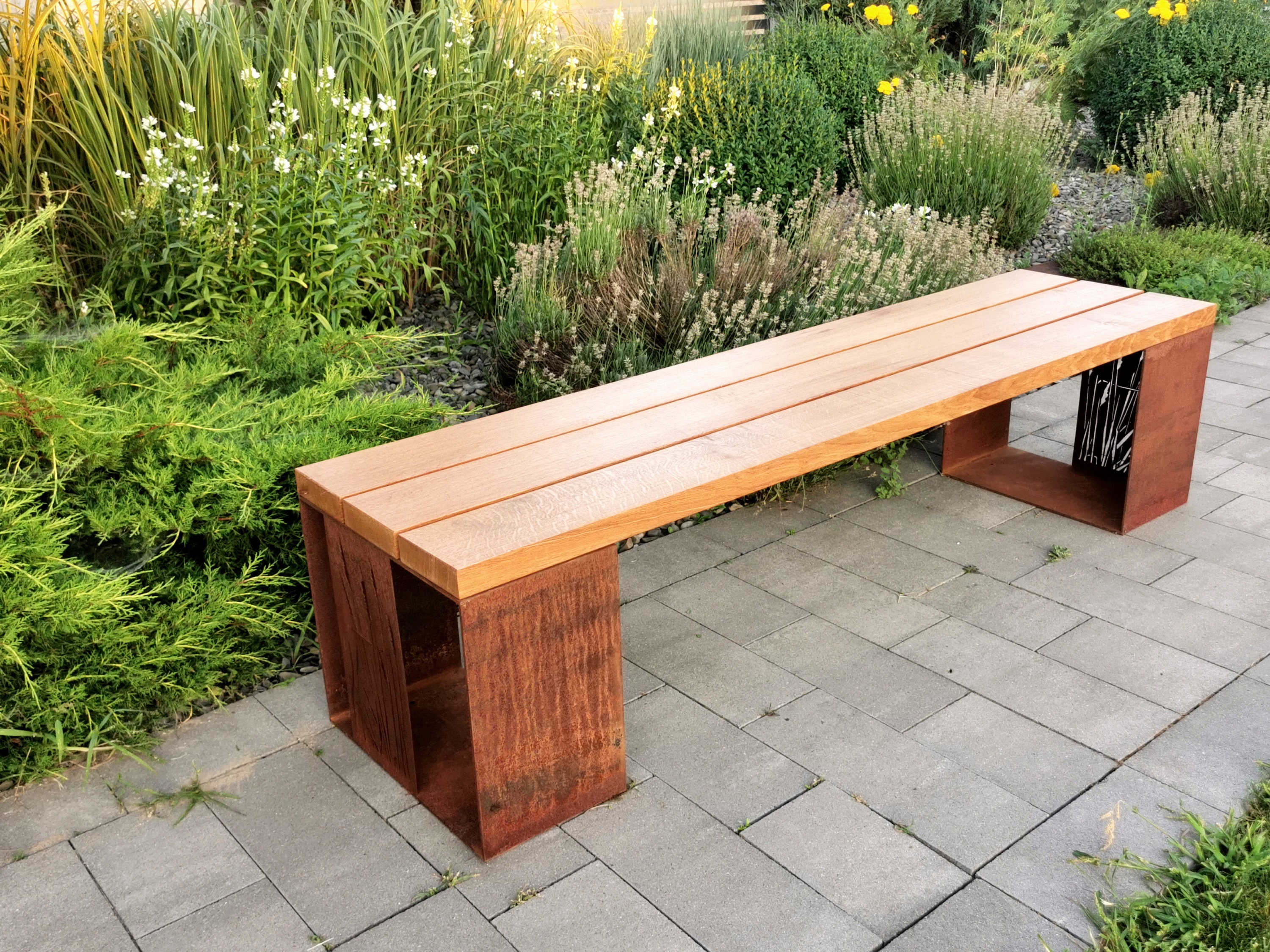 Garden Outdoor Bench. Modern Garden Bench. Wood Bench. Modern