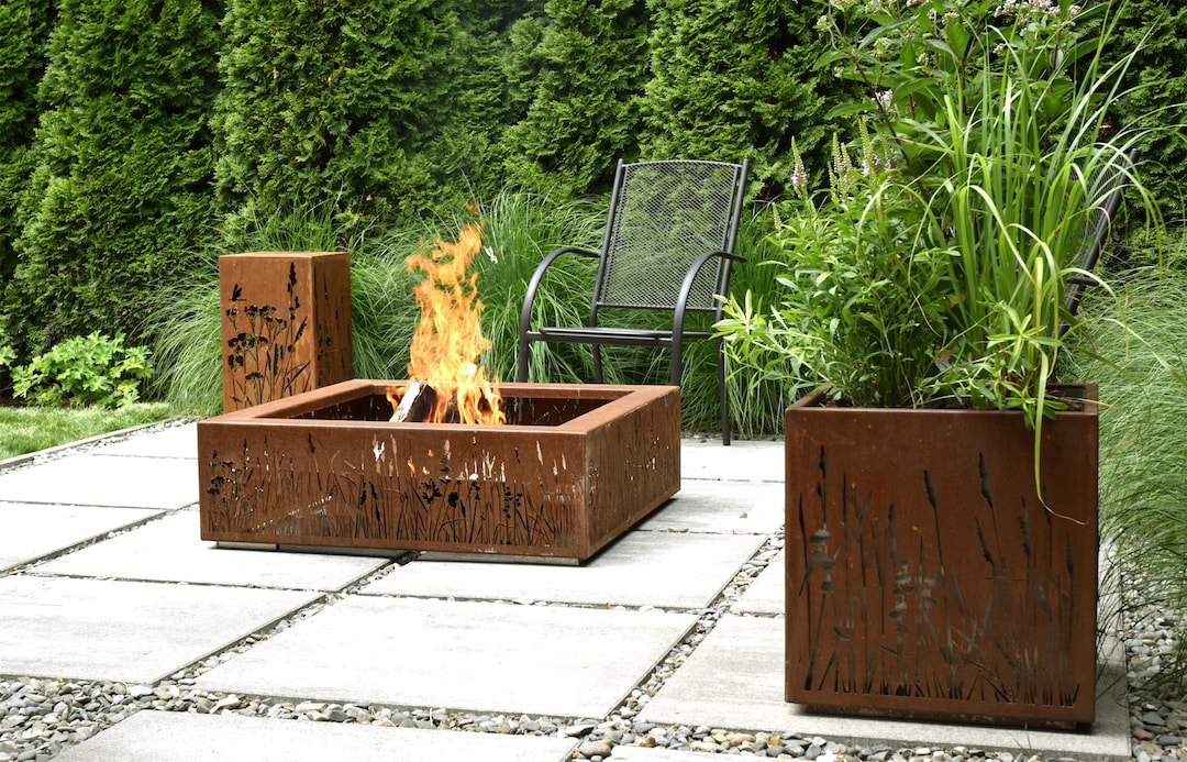 Corten Garden Fire Pit. Outdoor Corten Fireplace. Corten Firepit