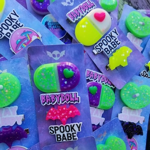 Soft Grunge Barrette Surprise Packs - E Girl Barrettes Mystery Bag - Guro Kawaii Creepy Cute Menhera Hair Clip - Pastel Goth Yami Kawaii