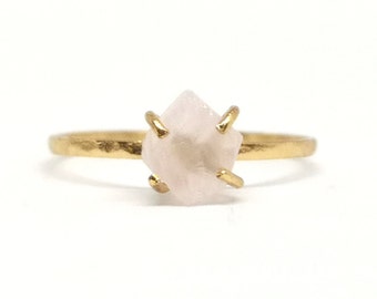 Valentine's Gift - Thin Rough Roses Quartz Ring | Hammered Ring | Sterling Silver & Gold Plated | Dainty Birthstone Ring