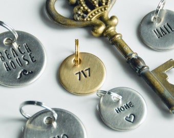 House Keychain,Housewarming Gift,Car Keychain,Hotel Keychain,Airbnb Keychain,New House,Realtor Gift,Beach House,Personalized,Camper Keychain