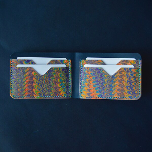 Cartera de cuero plegable Tie Dye, aniversario de cuero, billetera de mármol, EDC, billetera plegable delgada, regalo de padrinos, billetera para hombres, billetera minimalista