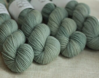 Julep - Hand dyed yarn - fingering/sock BFL blue faced leicester non superwash untreated - pastel teal turquoise mint aqua