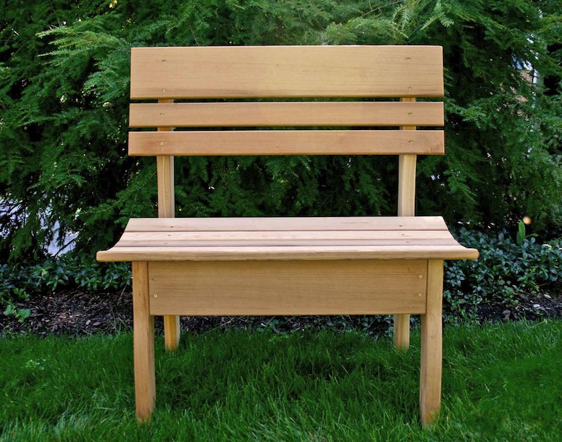 Western Red Cedar Contoured Back Garden Bench - 32