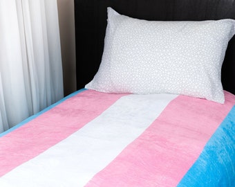 Lesbian Pride Blanket and Comfy Warm Throw Novelty Sherpa Blankets for Bed Sofa Travel Office Women Men Gift Lesbian Pride Blanket and Comfy Warm Throw Novelty Sherpa Blankets for Bed Sofa Travel Office Women Men Gift