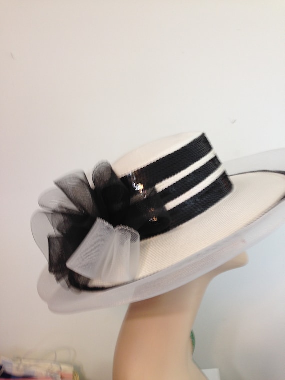 Woman's White Straw Hat with Black Trim - Cartwhe… - image 1