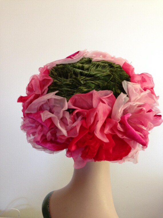 1960’s Mr. John Floral Hat 1960s Mr. John Jr. Blue and Green Wool Floral Hat - Etsy Israel main image 2