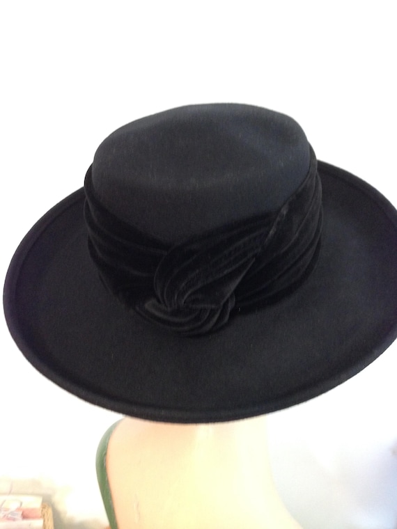 Eric Javits/lily J. - Black Lady's Hat, Designer for Melania