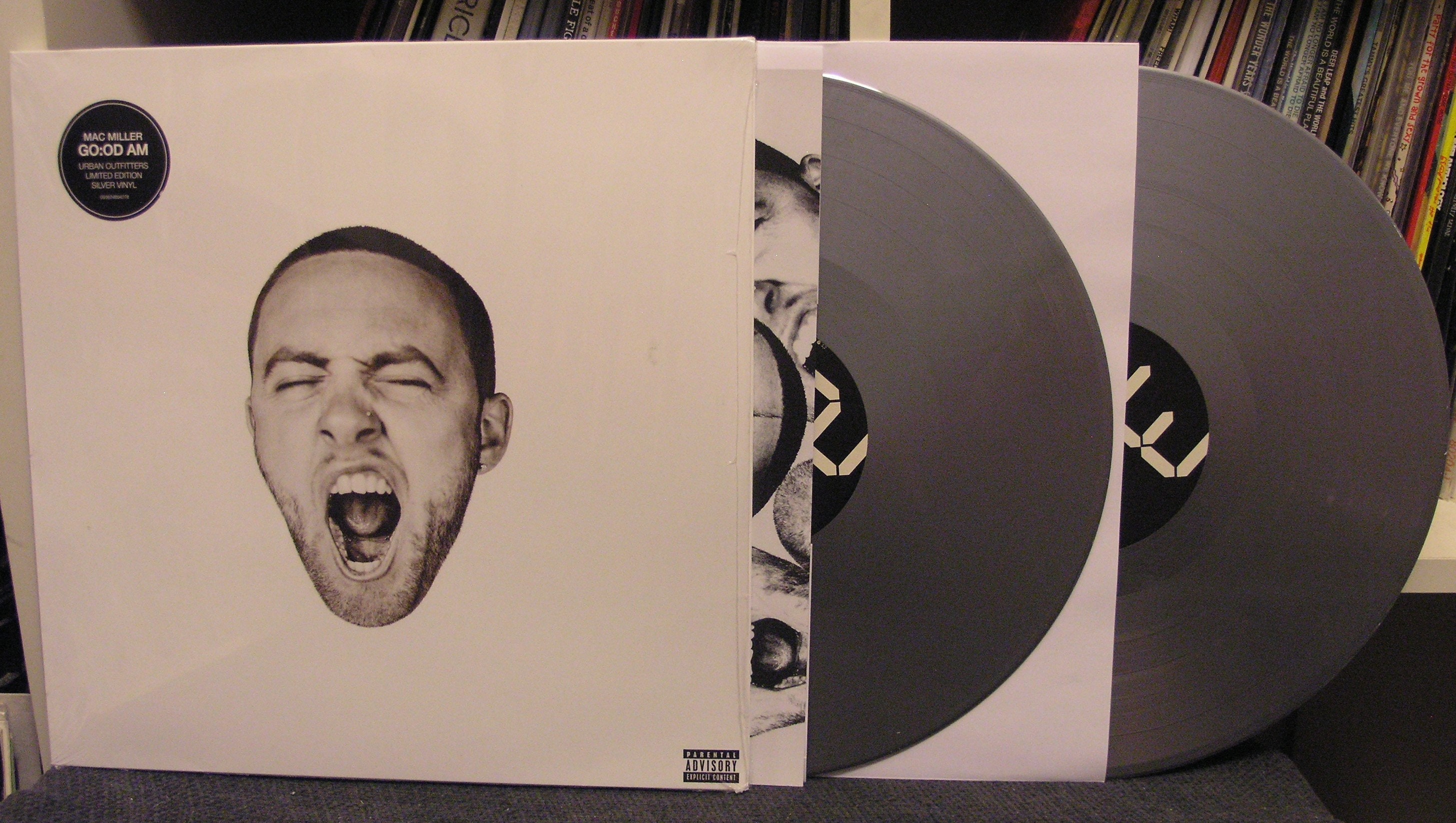 2 disques vinyles scellés « GO:OD Am » de Mac Miller (pressé sur du vinyle  argenté) (épuisé)