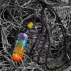 7 Chakra Gemstone Orgonite Pendant
