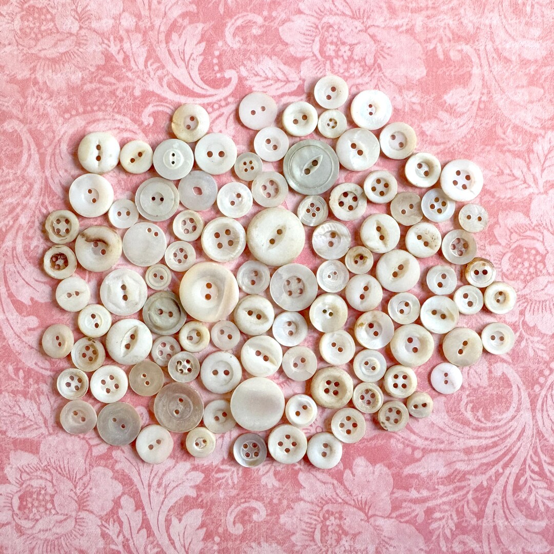 MOTHER OF Pearl/shell Buttons - Mixed Lot of 100 Antique/vintage Pieces ...