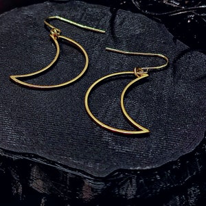 IMPLANT GRADE Surgical Steel Gold and Silver Witchy Celestial Crescent Moon Outline Lightweight Dangle Earrings Statement Earrings