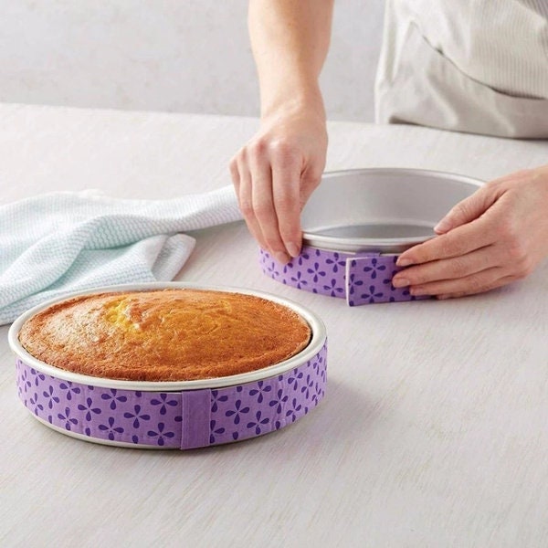 Wilton Bake It Better Steel Non-Stick Flower Fluted Tube Cake Pan,  9.75-inch 