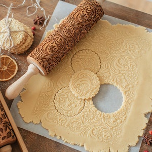 Christmas sales Wooden Rolling Pin, Engraved Embossing Rolling Pin Kitchen Decor Tools for Baking Embossed Cookies (Flower)