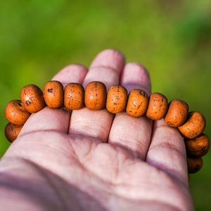 Dark Antique Bodhi Seed Bracelet from Nepal - Buddhist Prayer and Meditation| Father&#39;s Day gift