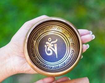 Tibetan Om Singing Bowl for deep relaxing sound or meditation | Handmade singing bowl with aum or om symbol for awakening